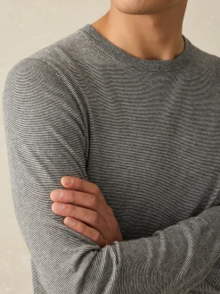 Movement™ Crewneck Sweater - Ivory Ash Feeder